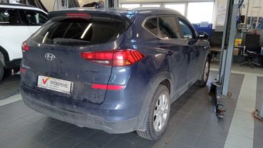 Hyundai Tucson 2019 года, 118 726 км - вид 3