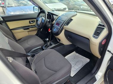 KIA Soul 2013 года, 244 408 км - вид 13