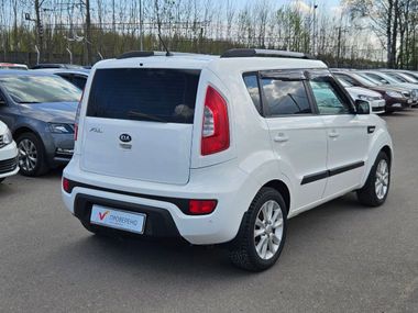 KIA Soul 2013 года, 244 408 км - вид 4