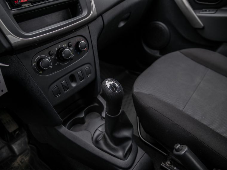 Renault Logan 2016 года, 240 000 км - вид 8