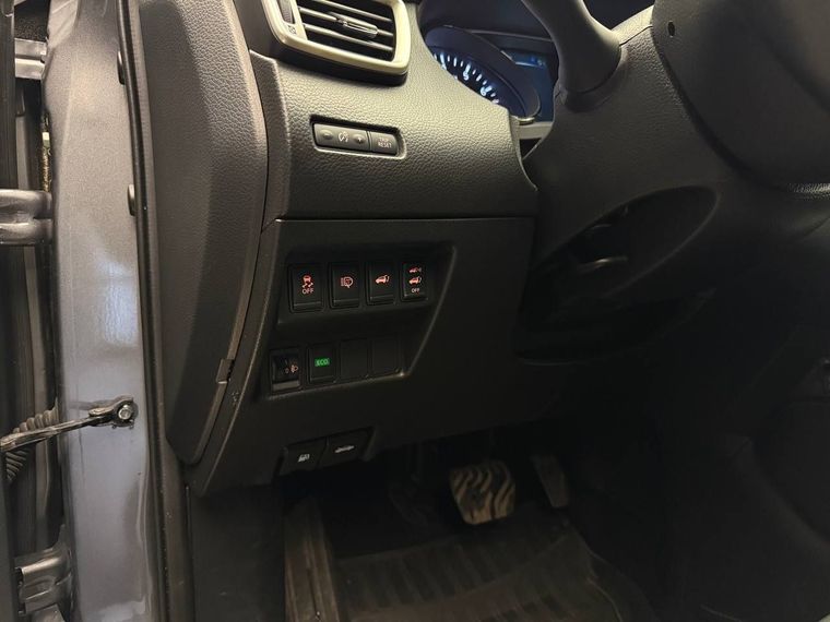 Nissan X-Trail 2015 года, 67 428 км - вид 17