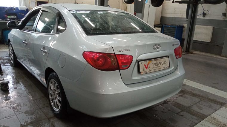 Hyundai Elantra 2007 года, 208 302 км - вид 4
