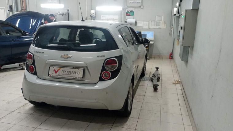 Chevrolet Aveo 2013 года, 149 523 км - вид 3