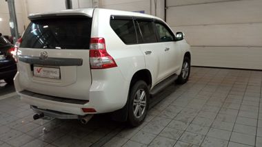 Toyota Land Cruiser Prado 2016 года, 106 119 км - вид 4