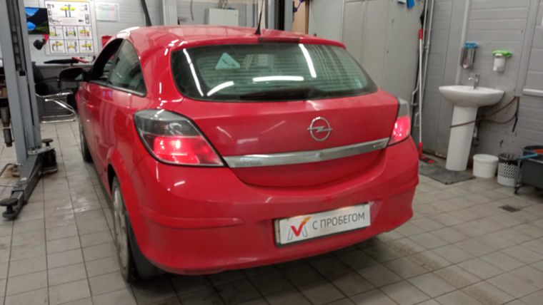 Opel Astra GTC 2008 года, 98 309 км - вид 4