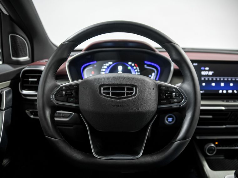 Белый Geely Coolray 2023 года | VIN 439220