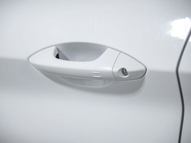 Белый Geely Coolray 2023 года | VIN 439220
