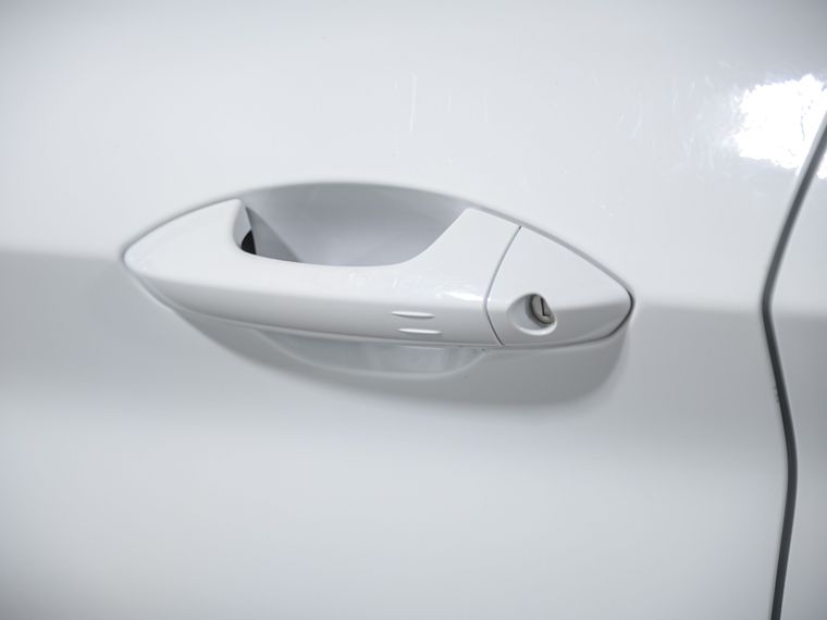 Белый Geely Coolray 2023 года | VIN 439220