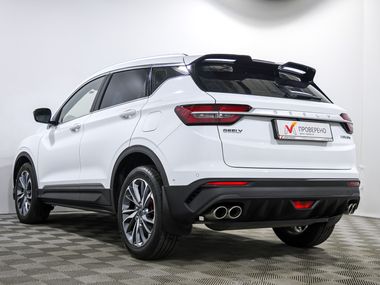 Белый Geely Coolray 2023 года | VIN 439220