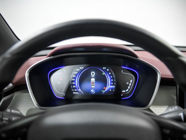 Белый Geely Coolray 2023 года | VIN 439220