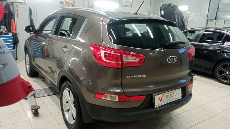 KIA Sportage 2011 года, 105 366 км - вид 4