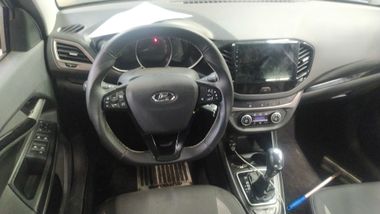 ВАЗ (LADA) Vesta 2021 года, 66 175 км - вид 5