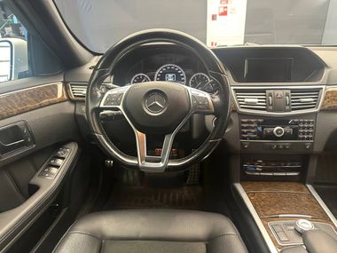 Mercedes-Benz E-класс 2012 года, 108 897 км - вид 10