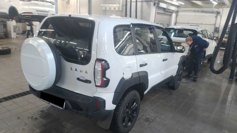 ВАЗ (LADA) Niva Travel 2024 года, 11 501 км - вид 3