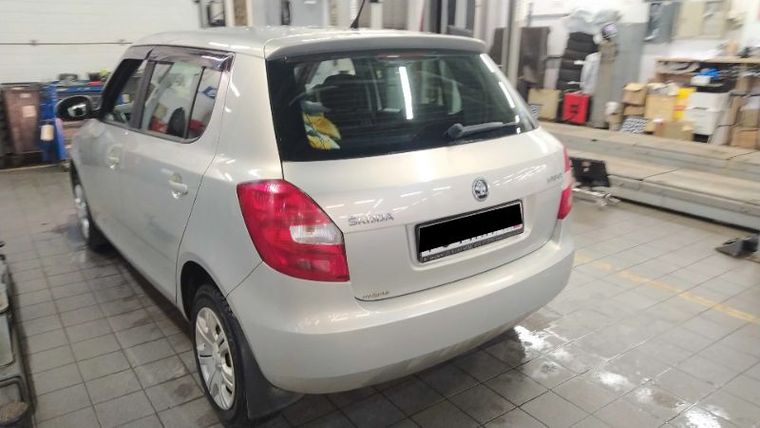 Skoda Fabia 2014 года, 77 341 км - вид 4