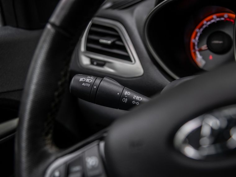 ВАЗ (LADA) Vesta Cross 2021 года, 70 400 км - вид 6