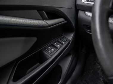 ВАЗ (LADA) Vesta Cross 2021 года, 70 400 км - вид 12
