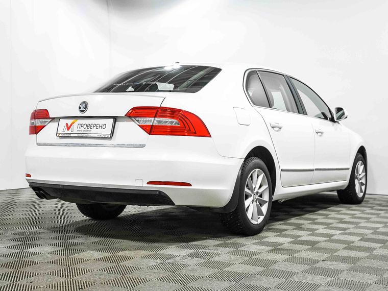 Skoda Superb 2013 года, 175 715 км - вид 5