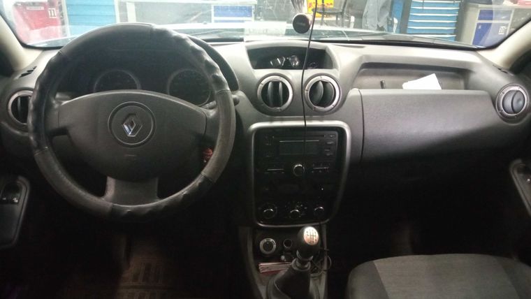 Renault Duster 2013 года, 140 117 км - вид 5