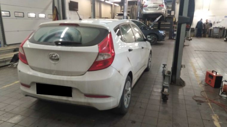 Hyundai Solaris 2015 года, 258 739 км - вид 3