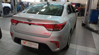 KIA Rio 2020 года, 83 000 км - вид 3