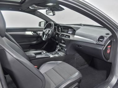 Mercedes-Benz C-класс 2012 года, 98 517 км - вид 17