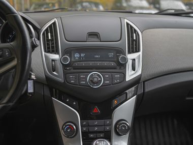 Chevrolet Cruze 2013 года, 243 624 км - вид 7