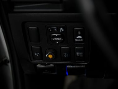 Toyota Hilux 2014 года, 106 120 км - вид 15