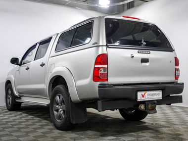 Toyota Hilux 2014 года, 106 120 км - вид 6