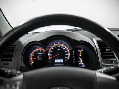 Toyota Hilux 2014 года, 106 120 км - вид 7
