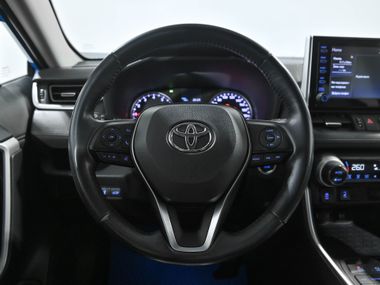 Toyota RAV4 2019 года, 81 750 км - вид 8