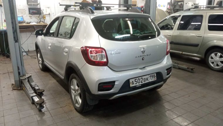 Renault Sandero Stepway 2017 года, 112 503 км - вид 4