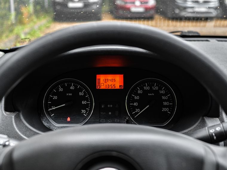 Nissan Almera 2017 года, 139 335 км - вид 5