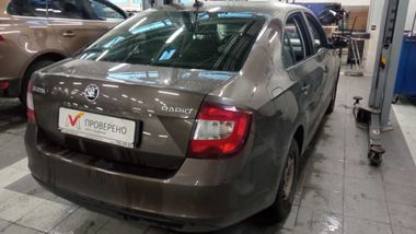 Skoda Rapid 2019 года, 93 090 км - вид 3