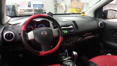 Nissan Note 2011 года, 119 900 км - вид 5