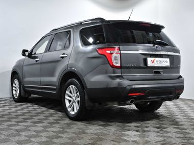 Ford Explorer 2014 года, 137 721 км - вид 6