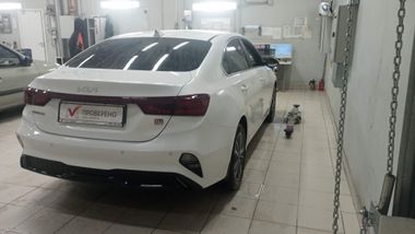 KIA Cerato 2021 года, 65 502 км - вид 4