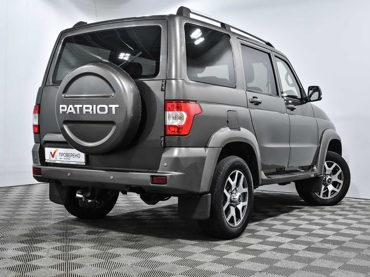 УАЗ Patriot 2019 года, 41 000 км - вид 4