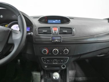 Renault Megane 2010 года, 275 538 км - вид 9