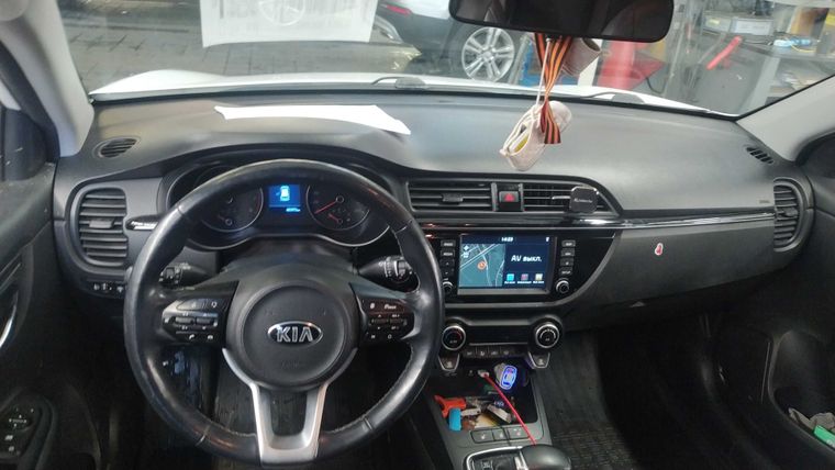 KIA Rio X-Line 2019 года, 42 970 км - вид 5