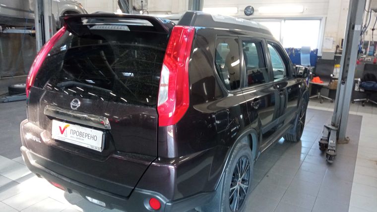 Nissan X-Trail 2012 года, 296 904 км - вид 3