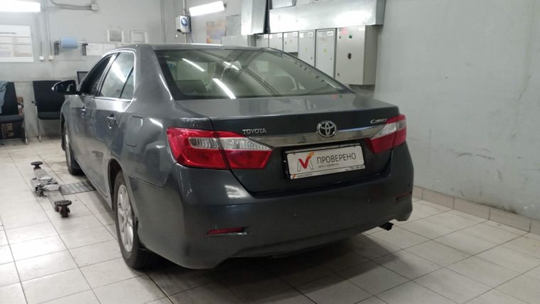 Toyota Camry 2012 года, 193 661 км - вид 4