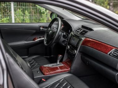 Toyota Camry 2012 года, 193 661 км - вид 13