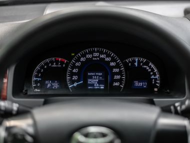Toyota Camry 2012 года, 193 661 км - вид 5