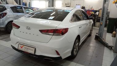 Hyundai Sonata 2018 года, 95 017 км - вид 4