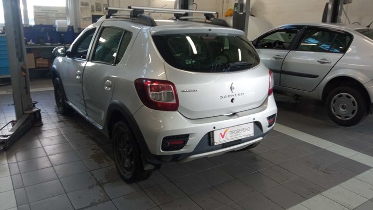 Renault Sandero Stepway 2018 года, 105 528 км - вид 5