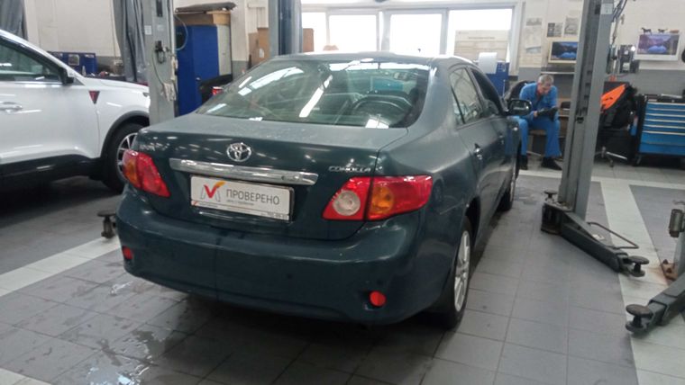 Toyota Corolla 2007 года, 250 000 км - вид 3