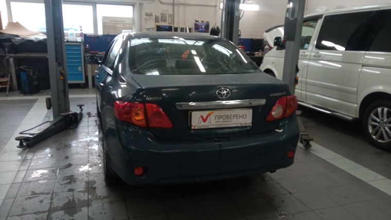 Toyota Corolla 2007 года, 250 000 км - вид 4