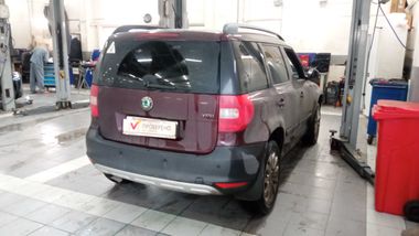 Skoda Yeti 2012 года, 272 000 км - вид 3