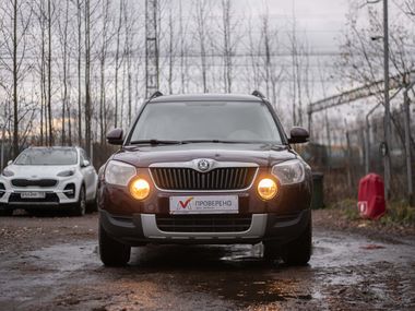 Skoda Yeti 2012 года, 272 000 км - вид 3